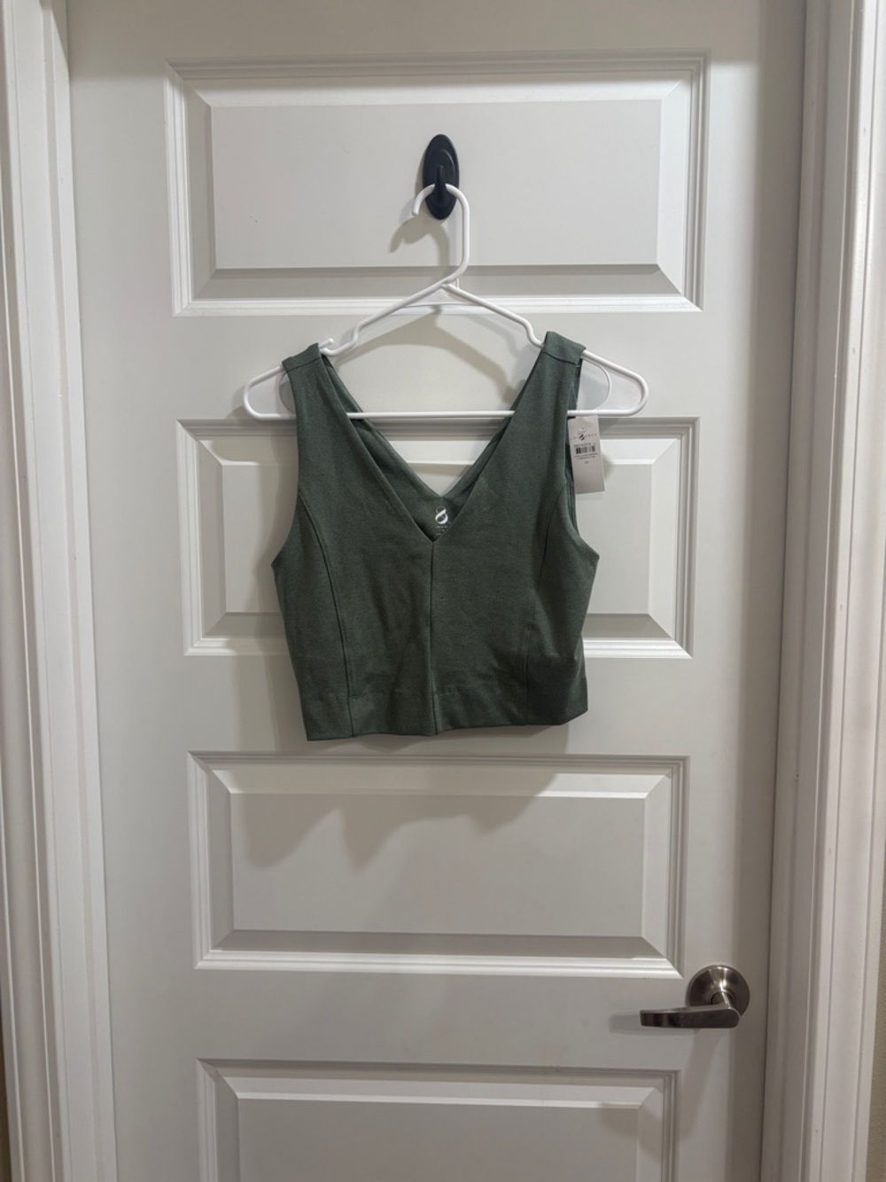 ✨NWT~Lou & Grey Olive Sports Bra✨
